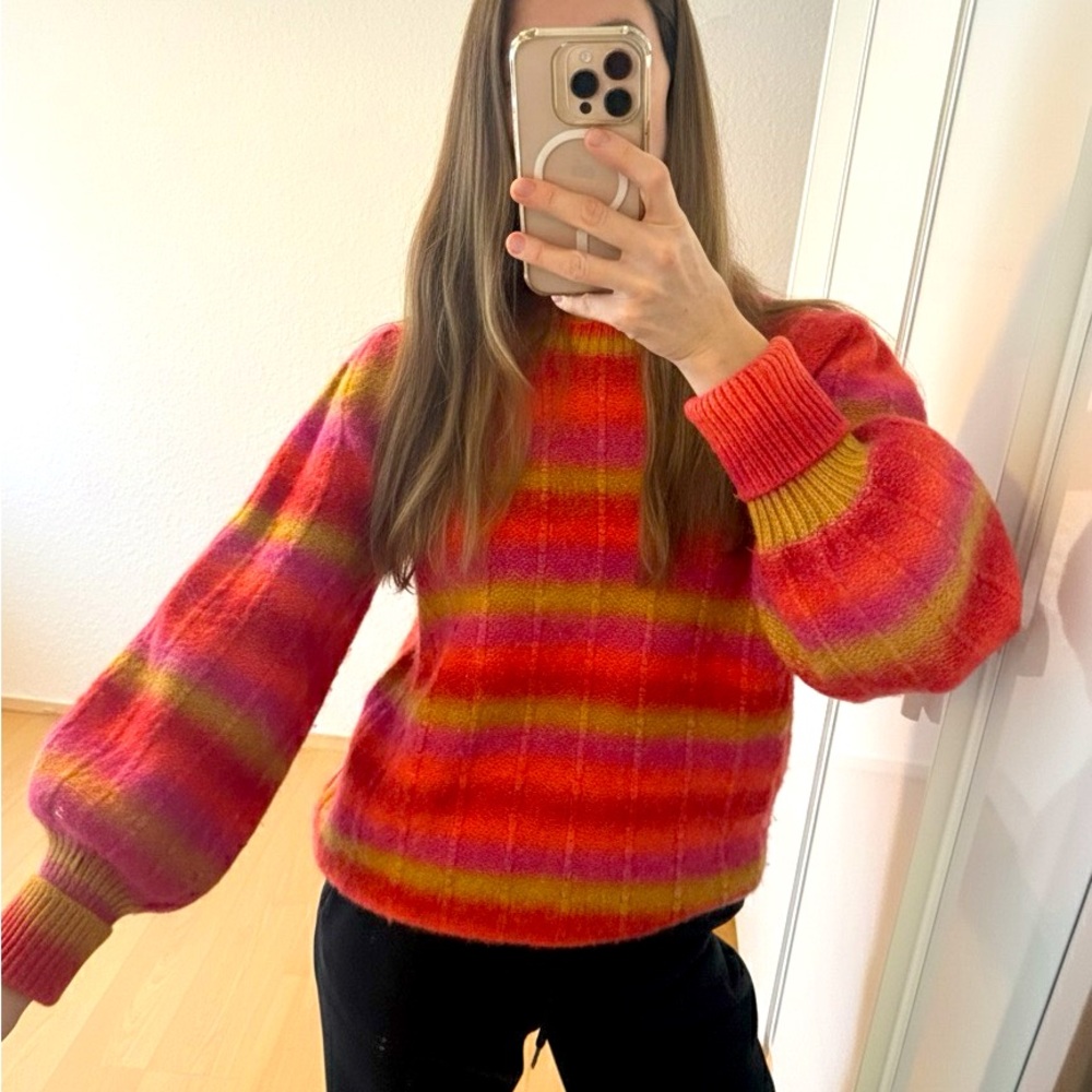 Karl Lagerfeld colourful sweater